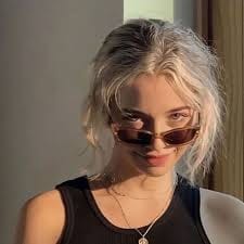 ماورا حسین avatar